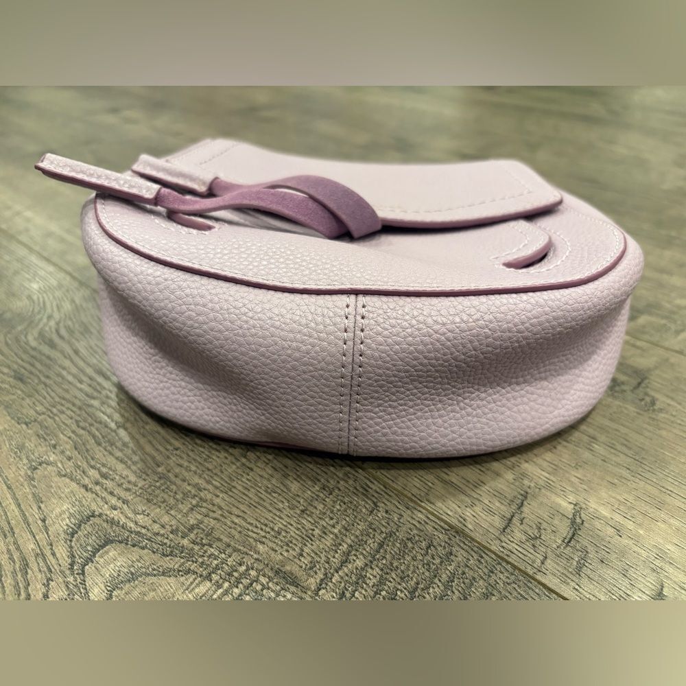 THE MARC JACOBS Maverick MiniāLeather Shoulder Bag in Lilac/Lavendar - Picture 5 of 8